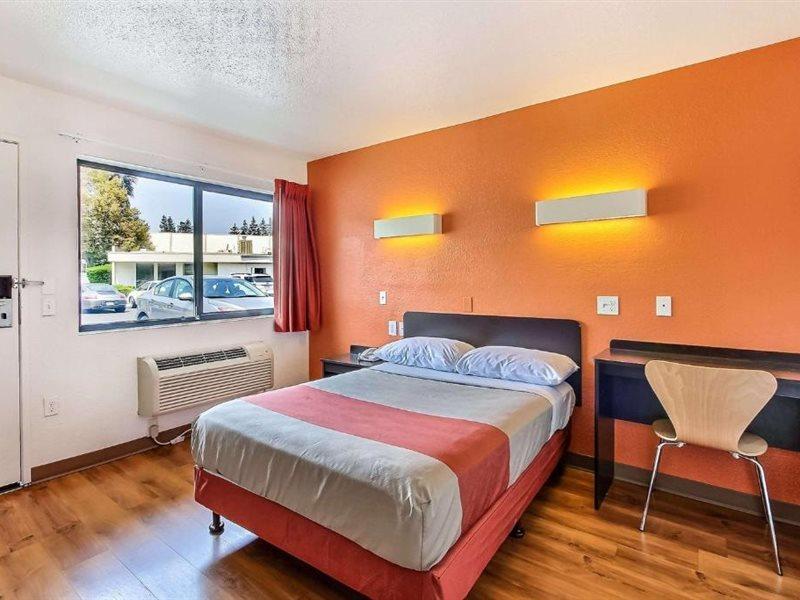 Motel 6-Sunnyvale, Ca - South Экстерьер фото